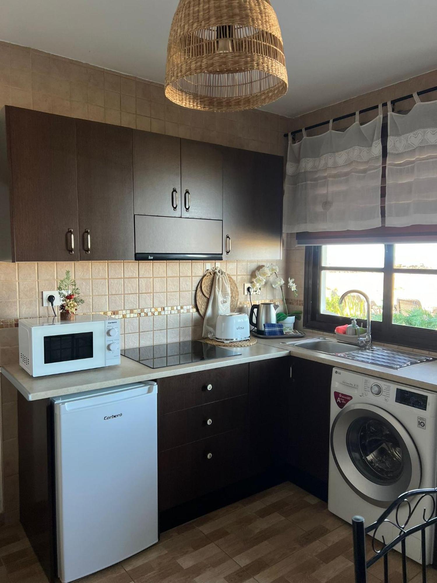 Apartamento Meliyeri1 1ª Linea De Playa El Cotillo  ภายนอก รูปภาพ